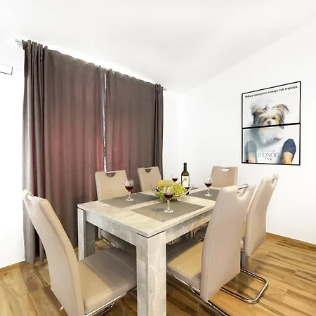 Apartments Mirasol Umag Exterior photo