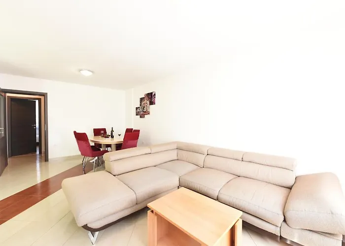 Apartments Mirasol