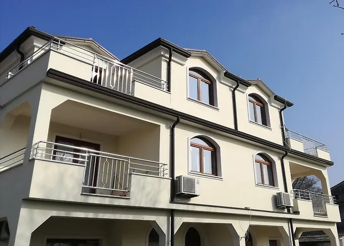 Apartments Mirasol