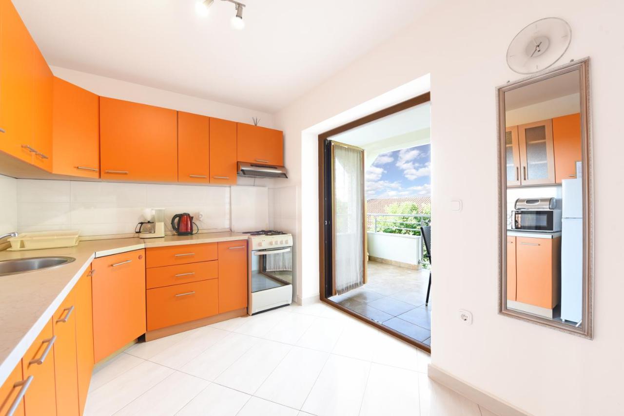 Mirasol Apartment